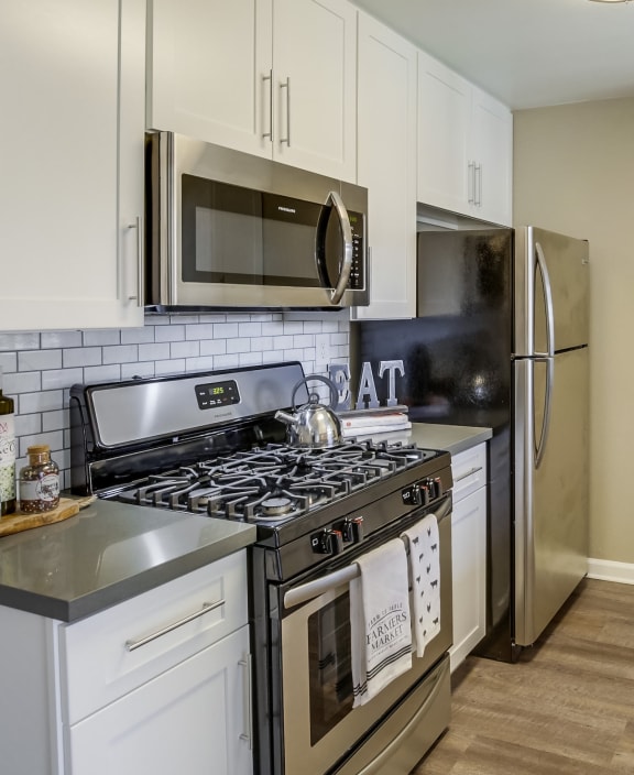 Kitchen at Vista Promenade Apartments, Temecula, CA, 92591