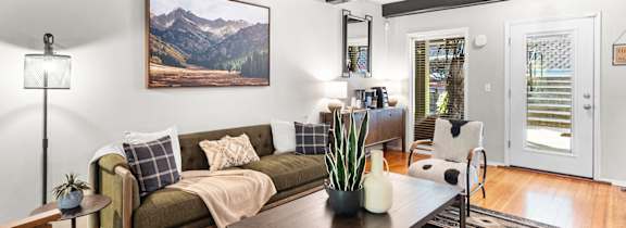 Impressive Living Room at Miramonte Lodge, Milwaukie
