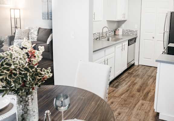 GoGo Heights Apartment Kitchen