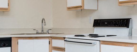 Cross Creek Apartments