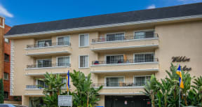 Apartment Building in Los Angeles