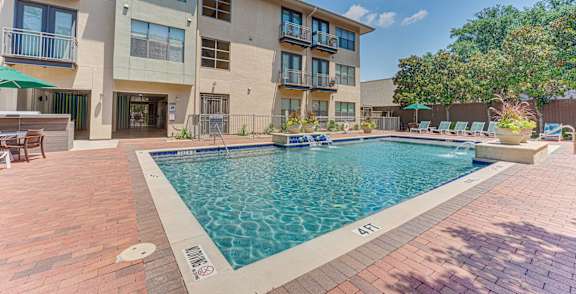 Sparkling Pool at Vue Greenville, Dallas, TX