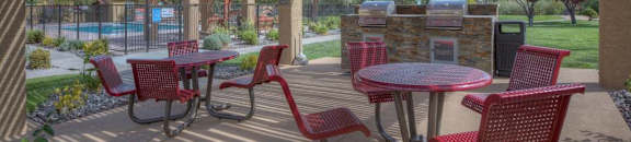 Picnic and BBQ Area at Vizcaya Hilltop Apartments, Reno