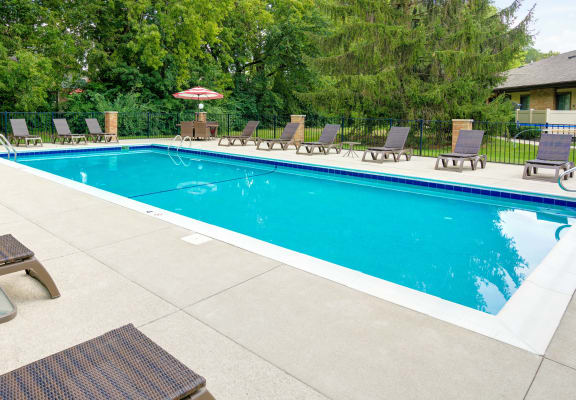 Swimming Pool With Relaxing Sundecks at Karric Place of Dublin, Dublin, Ohio