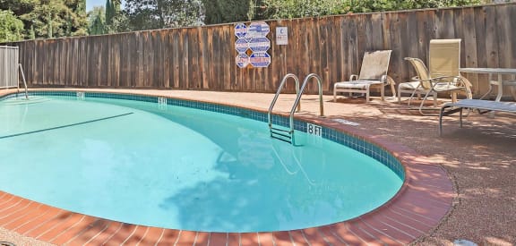 Woodside Court Apartments in Redwood City CA