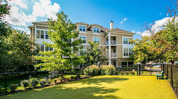 Pet Park at Broadlands Apartments, Ashburn, VA