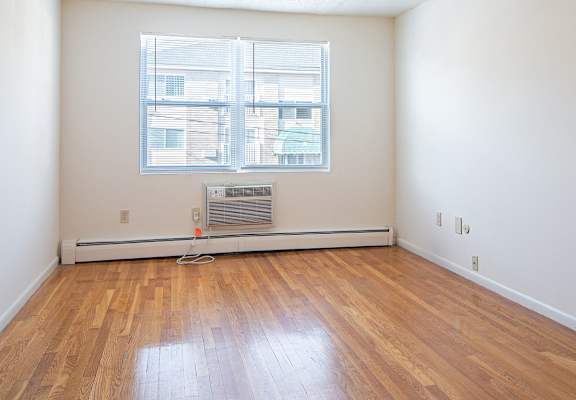 Embassy Wilder & Edgewood - Apartments in Lowell, MA from Heritage Properties - Studios, One-Bedroom, Two-Bedroom Apartments 