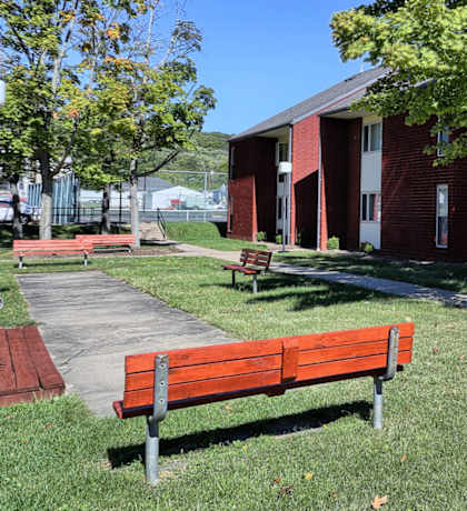 Need an Apartment in Lock Haven, PA | Oak Grove Apartments | Property Management, Inc.