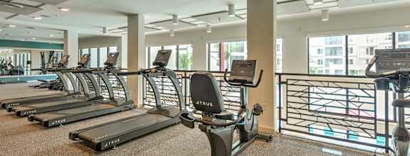 Treadmills at Pinnacle Apartments, Jacksonville, FL, 32256