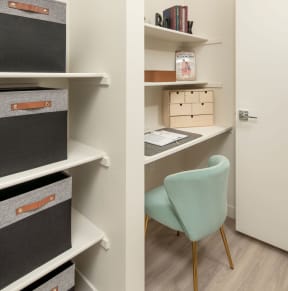 Built In Desk Area at Streamliner 67th in Phoenix Arizona