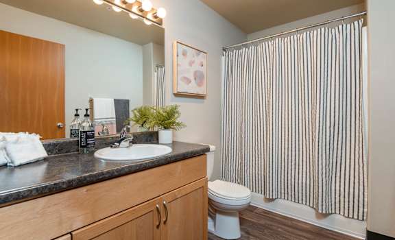 Meadow View | Bathroom