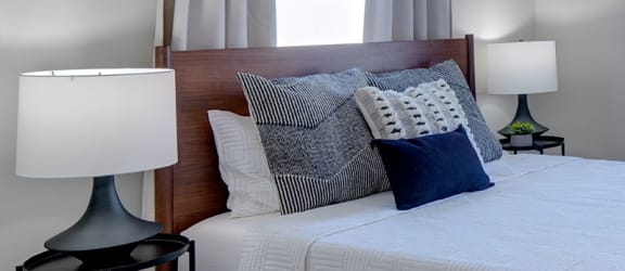 One Bedroom With Open Floor Plans Sycamore Place. 