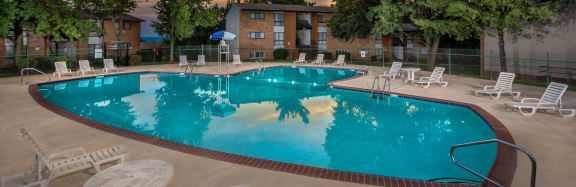 Community Swimming Pool at Oaks in Oxon Hill in Oxon Hill 20745