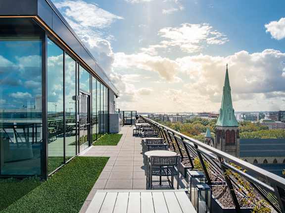 555 Apartments in Washington, DC Rooftop Deck with Views