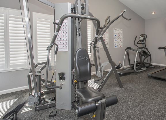 Apartments Fitness Center & Equipment at Zinfandel Village Apartments, Rancho Cordova, CA