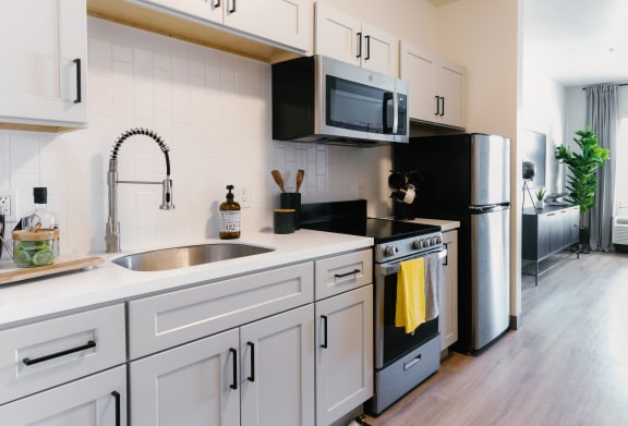 Kitchen Appliances and cabinets at The Vine on 8th, Las Vegas
