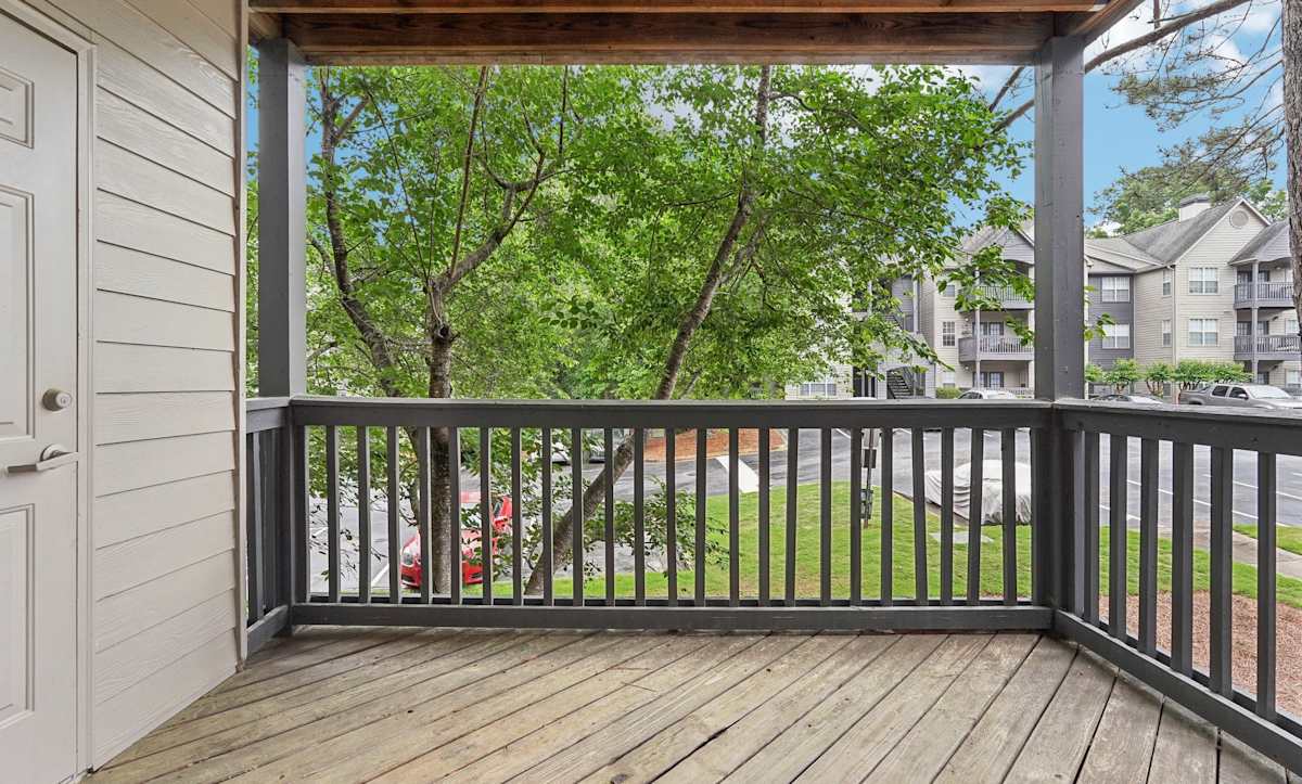 Wesley Hampstead Apartments at Douglasville apartment interior - Lithia Springs, GA