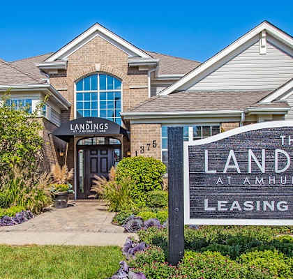 Signature at Landings at Amhurst Lake Apartments, Illinois