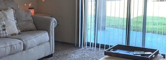 Grand Forks, ND Chandler 1834 |Living Room