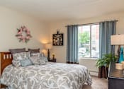 Thumbnail 25 of 28 - Bedroom at Kimball Court