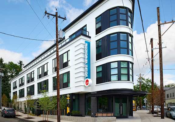 Multnomah Station Apartments Building Exterior