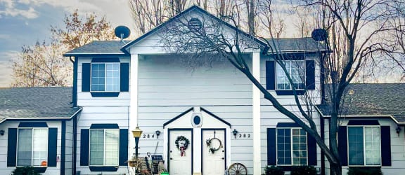 Mount Logan Townhome Front