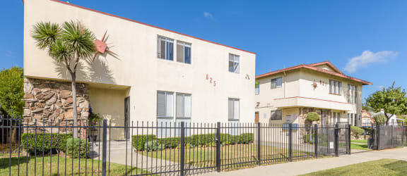 Cesar Manor