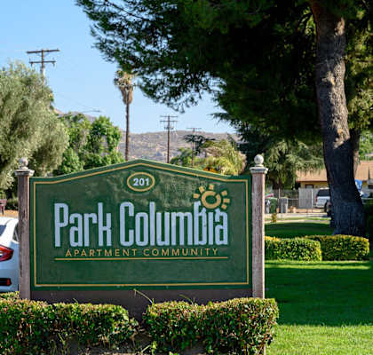 front of property at Park Columbia Apts, California, 92544
