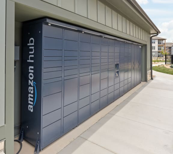 Amazon hub at Notch66 in Longmont, CO 80504
