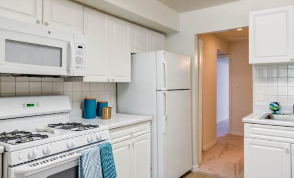 The Fairway Apartments kitchen