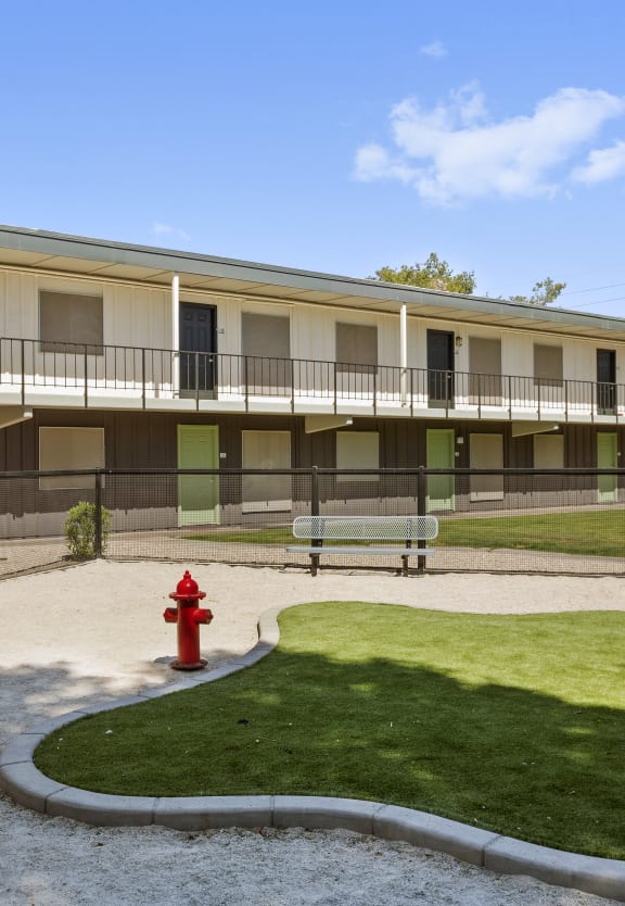 SITE Scottsdale Apartments Pet Park