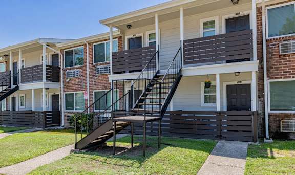 apartments and Stairs at Tall Timbers Apartments, Houston