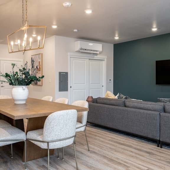 The Vaughn Apartments in Portland, Oregon Clubhouse Lounge