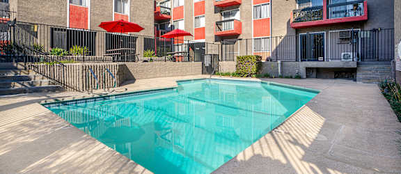 Kingsley Plaza Los Angeles, CA Community Exterior