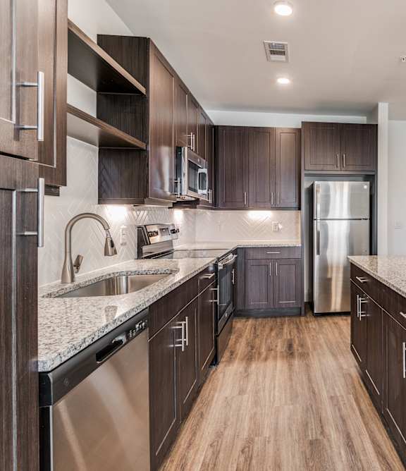 Fully Equipped Eat-In Kitchen at Park Hill, Texas, 75211