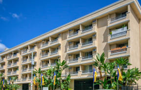Apartment Building in Los Angeles