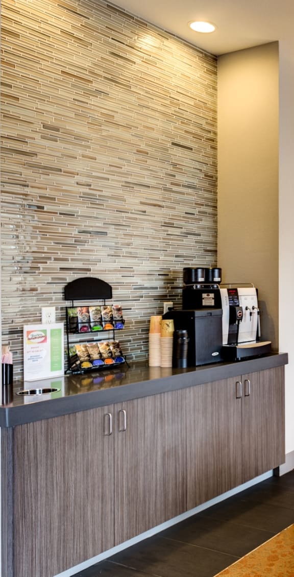 2828 Zuni Apartments in Denver, Colorado Coffee Bar