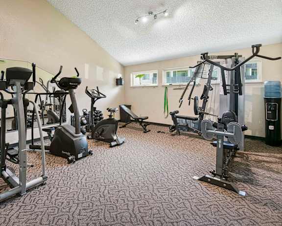 Hunt Club fitness center and equipment