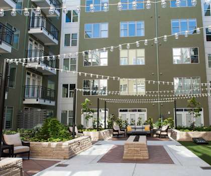 Sun Porch Courtyard at Link Apartments® Glenwood South, Raleigh