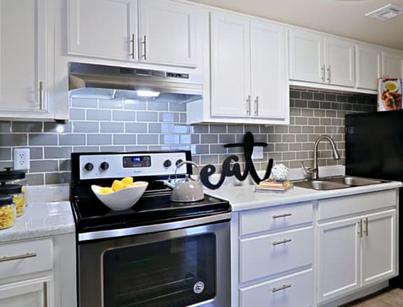 Kitchen with Grey Subwya Tile at Summers Point in Glendale, Arizona 85301