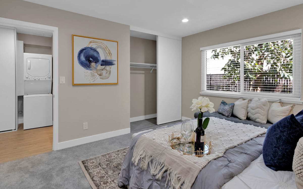 Photos and Video of Old County Road Apartments in Belmont, CA