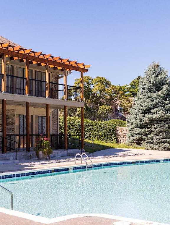 A peaceful pool area at Regent’s Walk Apartment Homes, perfect for leisure and fun.