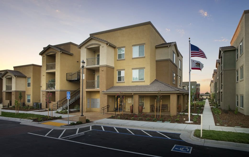 Photos and Video of Arbor Creek Family Apartments Affordable