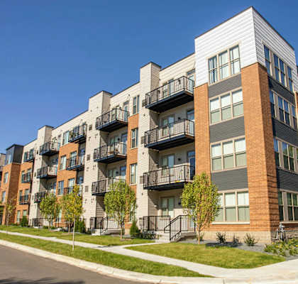 Dominium_Grand Central Flats_Building Exterior