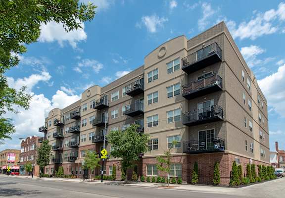 exterior view at vela on the park apartments