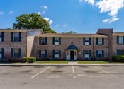 Thumbnail 15 of 18 - apartment buildings at Jacksonville Heights Apartments