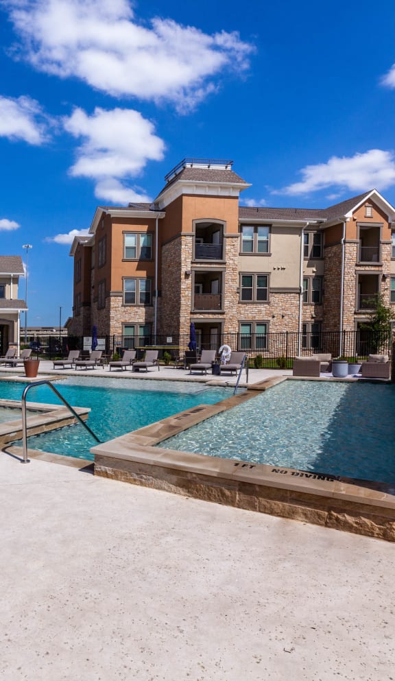 Luxia Grand Prairie Apartments in Grand Prairie, TX