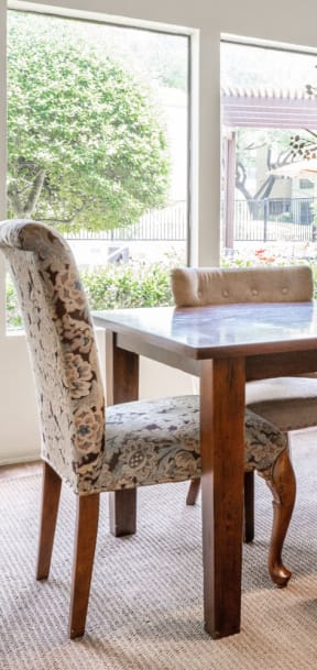 a dining roo at Summit Ridge Apartments, Texas