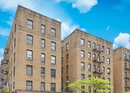 1704 Morris Ave exterior