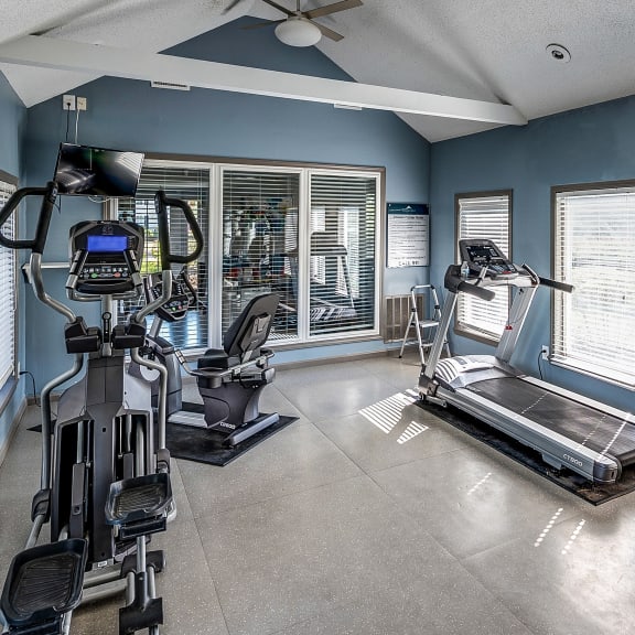the gym at the preserve apartments